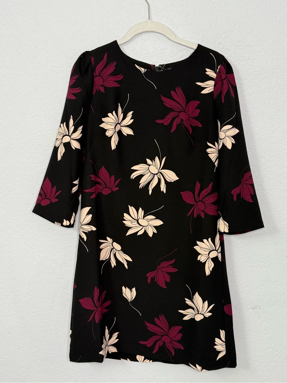 Ann Taylor Black Floral Shift Dress with Burgundy & Cream Blooms Size 4P